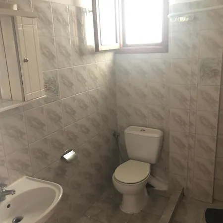 Tsatsalmas With Sea View *